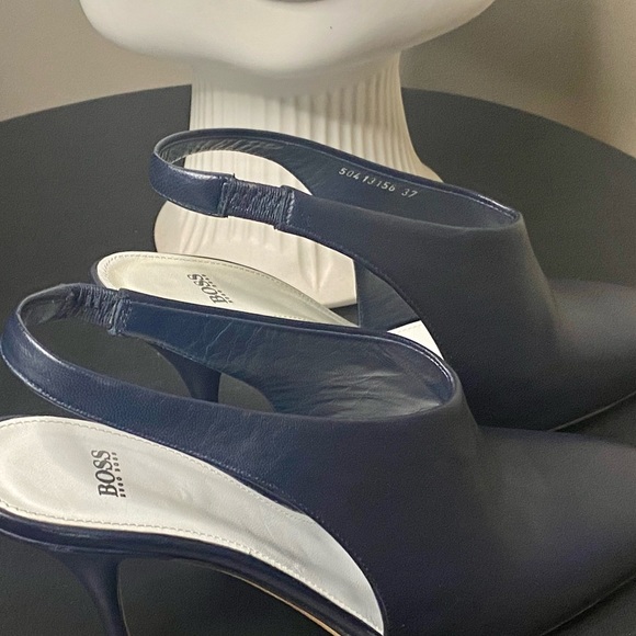 HUGO BOSS  *NWT*  Open Booties In Italian Nappa Leather - Sz 37 - Dark Blue - Picture 7 of 11